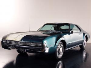 Oldsmobile Toronado Half And Half by Precision Restorations 1967 года